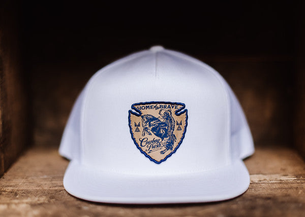 Flat Bill Trucker white w/ Arrowhead